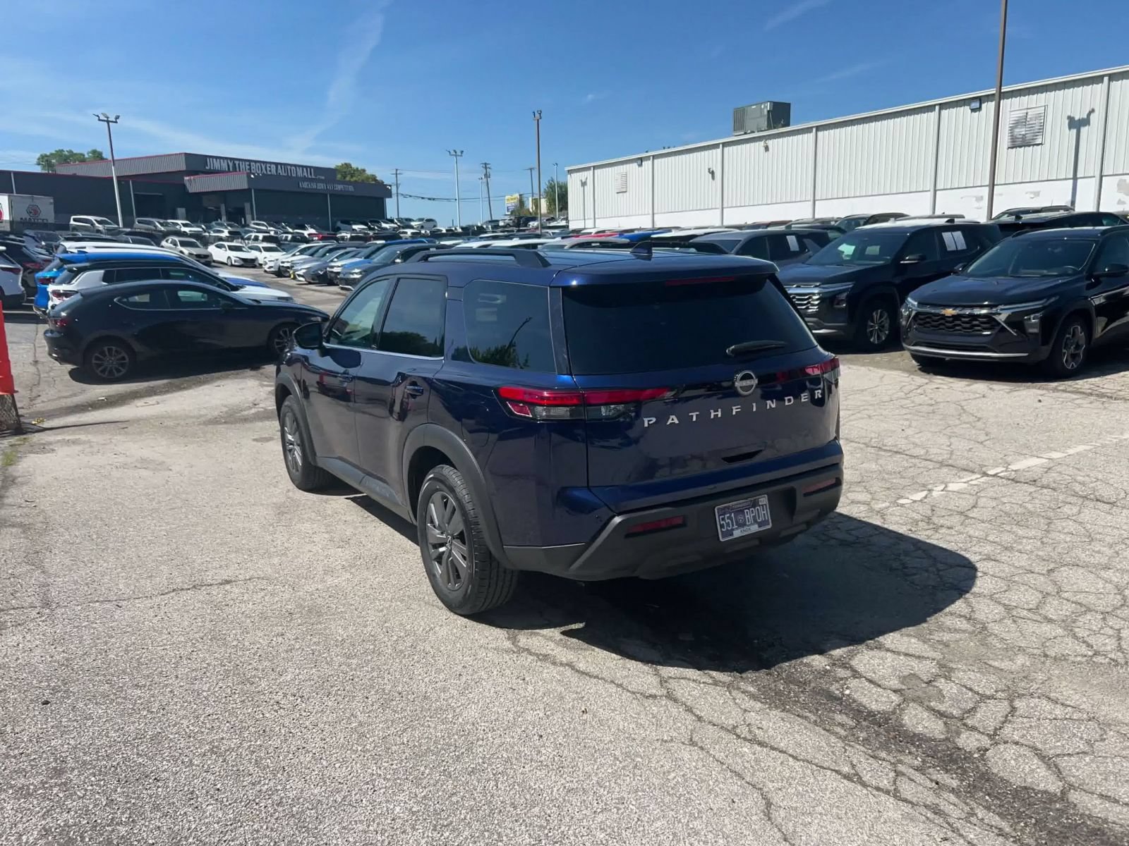 Used 2025 Nissan Pathfinder SV FWD image 10