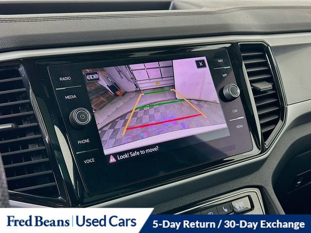 Used 2022 Volkswagen Atlas Cross Sport SEL R-Line image 15