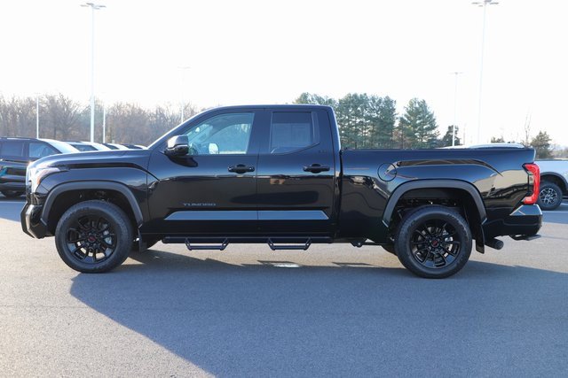 Used 2024 Toyota Tundra SR5 image 3