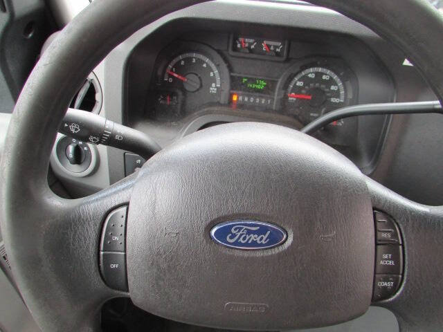 Used 2013 Ford E-450 and Econoline 450 Super Duty w/ Shuttle Bus Prep Pkg RWD image 14