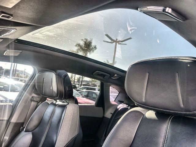 New 2025 Cadillac Optiq Luxury 1 image 19