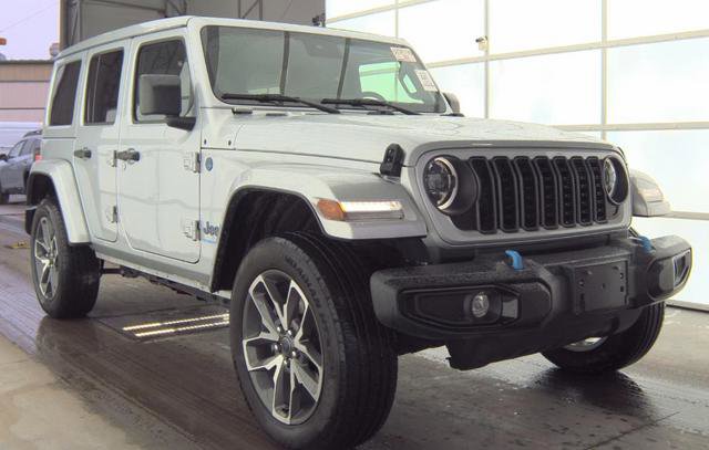 Used 2024 Jeep Wrangler Unlimited w/ Convenience Group image 4