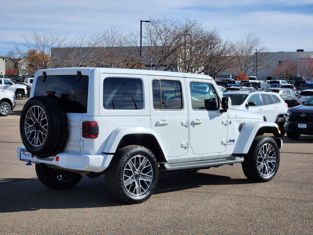 Used 2024 Jeep Wrangler High Altitude image 3