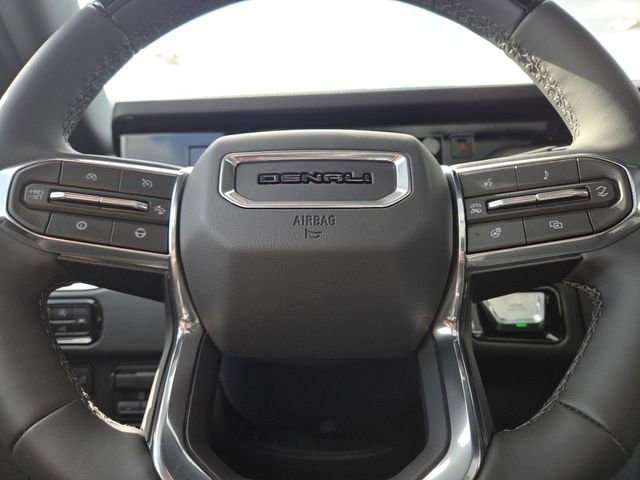 New 2026 GMC Yukon XL Denali w/ Denali Reserve Package image 39