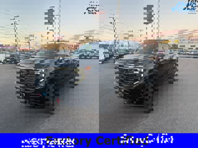 Certified 2022 GMC Sierra 1500 AT4 w/ AT4 Premium Package image 4