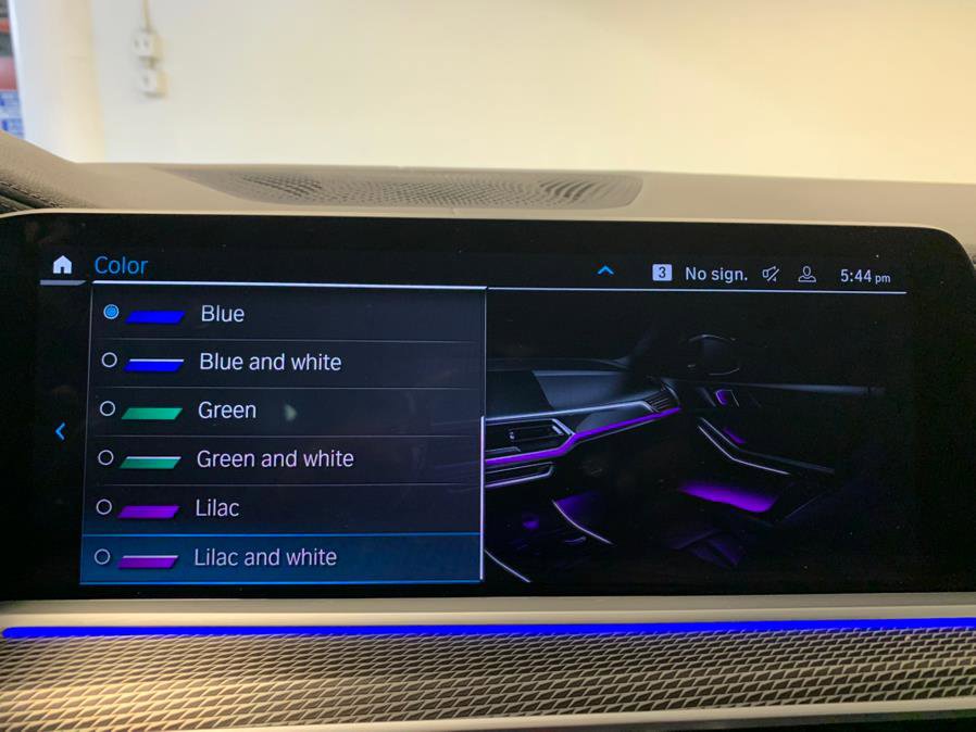 Used 2022 BMW X5 xDrive40i w/ M Sport Package image 44