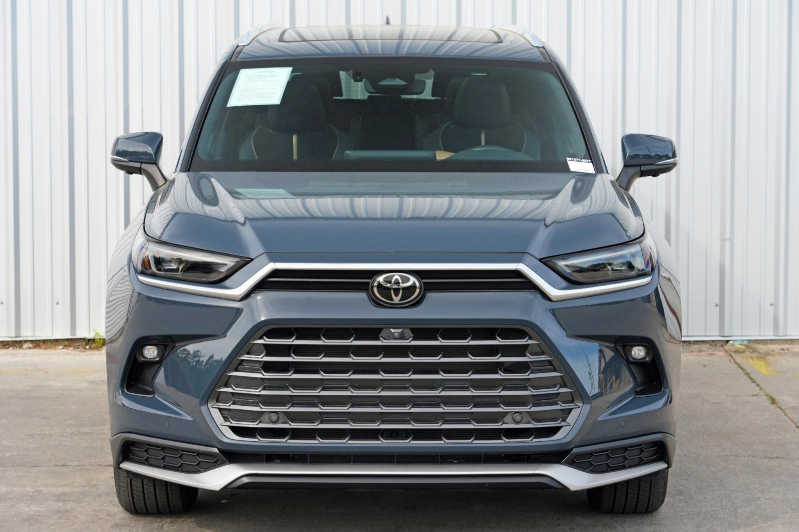Used 2024 Toyota Grand Highlander AWD Hybrid image 46