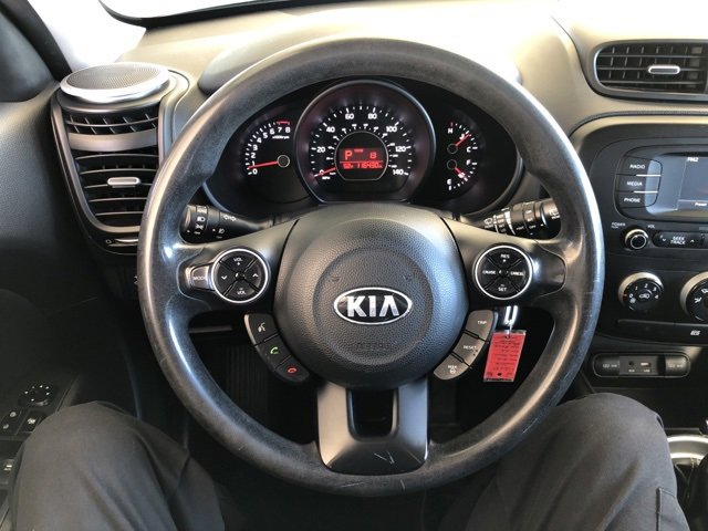 Used 2016 Kia Soul + image 23