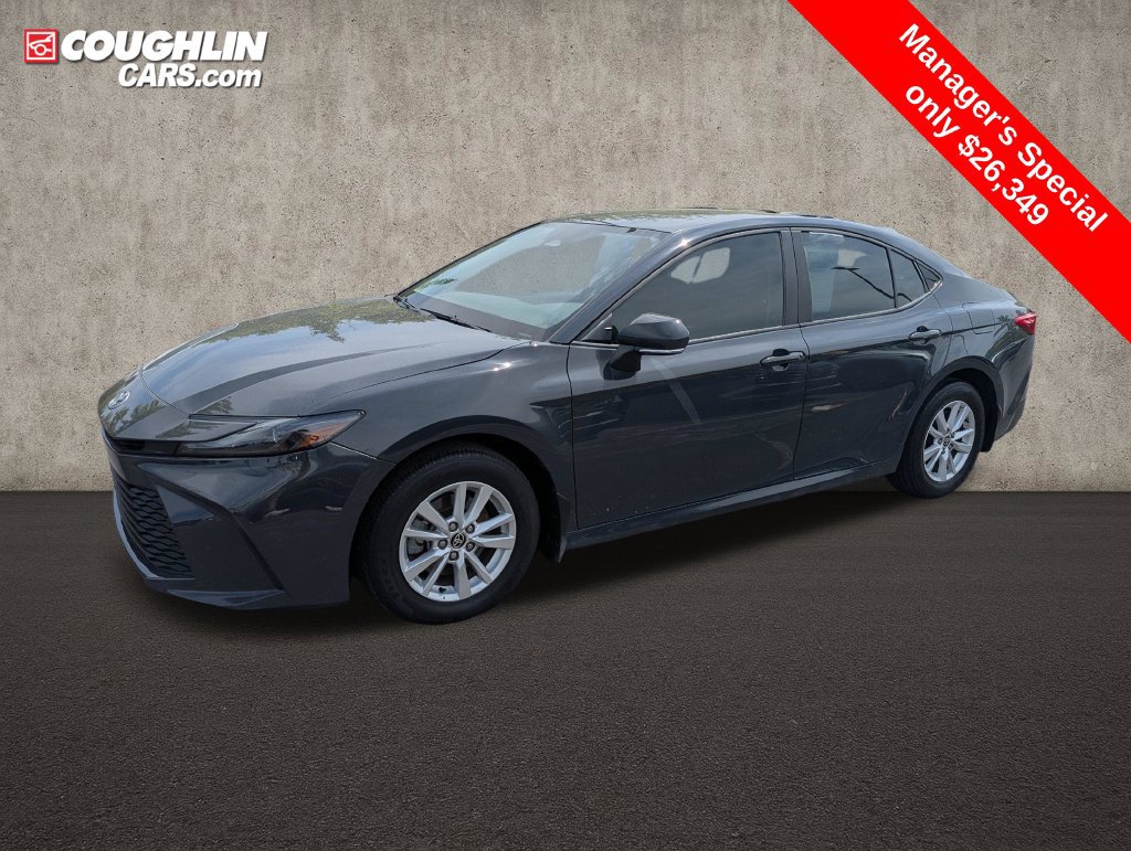Used 2025 Toyota Camry LE AWD/4WD image 8