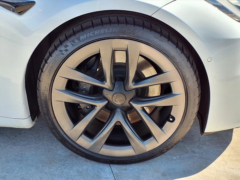 Used 2022 Tesla Model S image 27