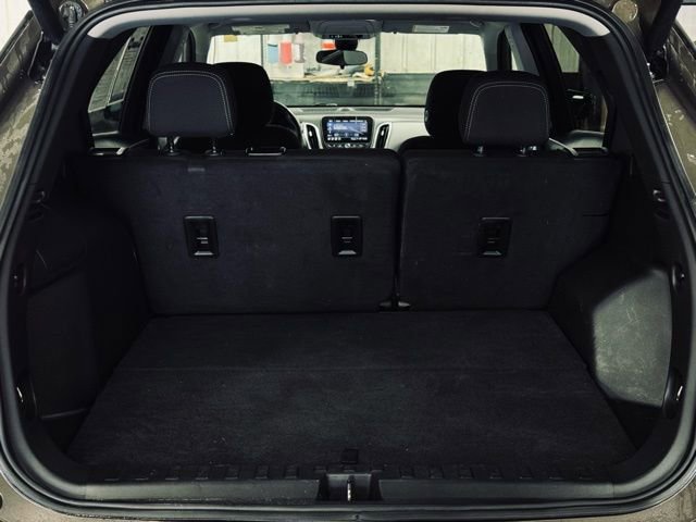 Used 2023 Chevrolet Equinox LT image 10
