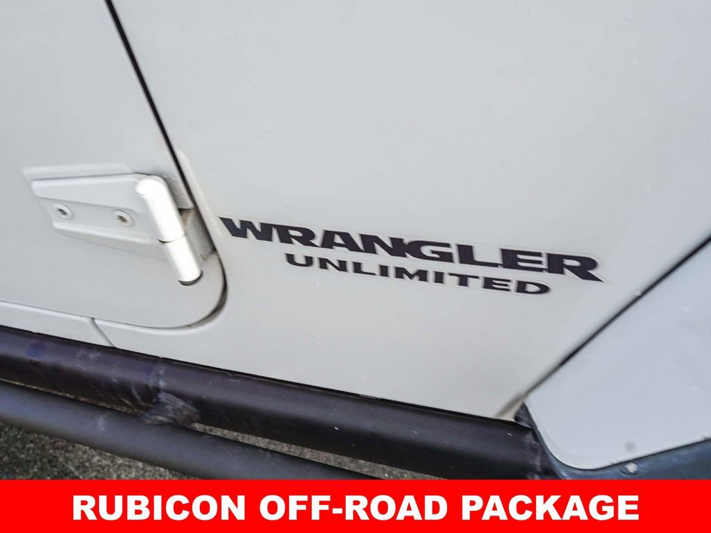 Used 2016 Jeep Wrangler Unlimited Rubicon AWD/4WD image 11