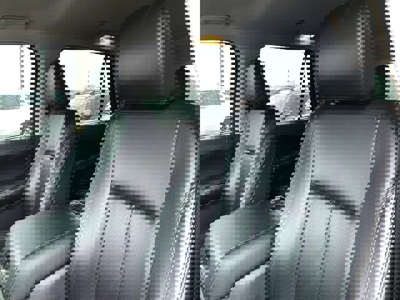 Used 2023 Ford Expedition XLT image 15