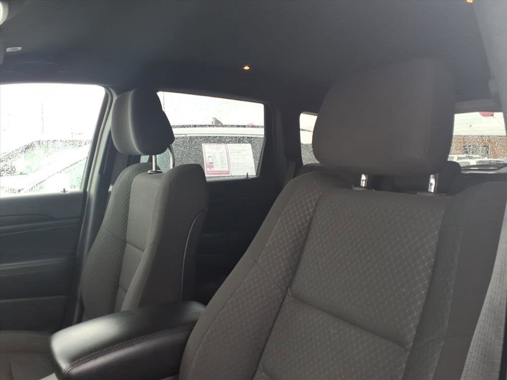 Used 2022 Jeep Grand Cherokee Laredo E AWD/4WD image 18
