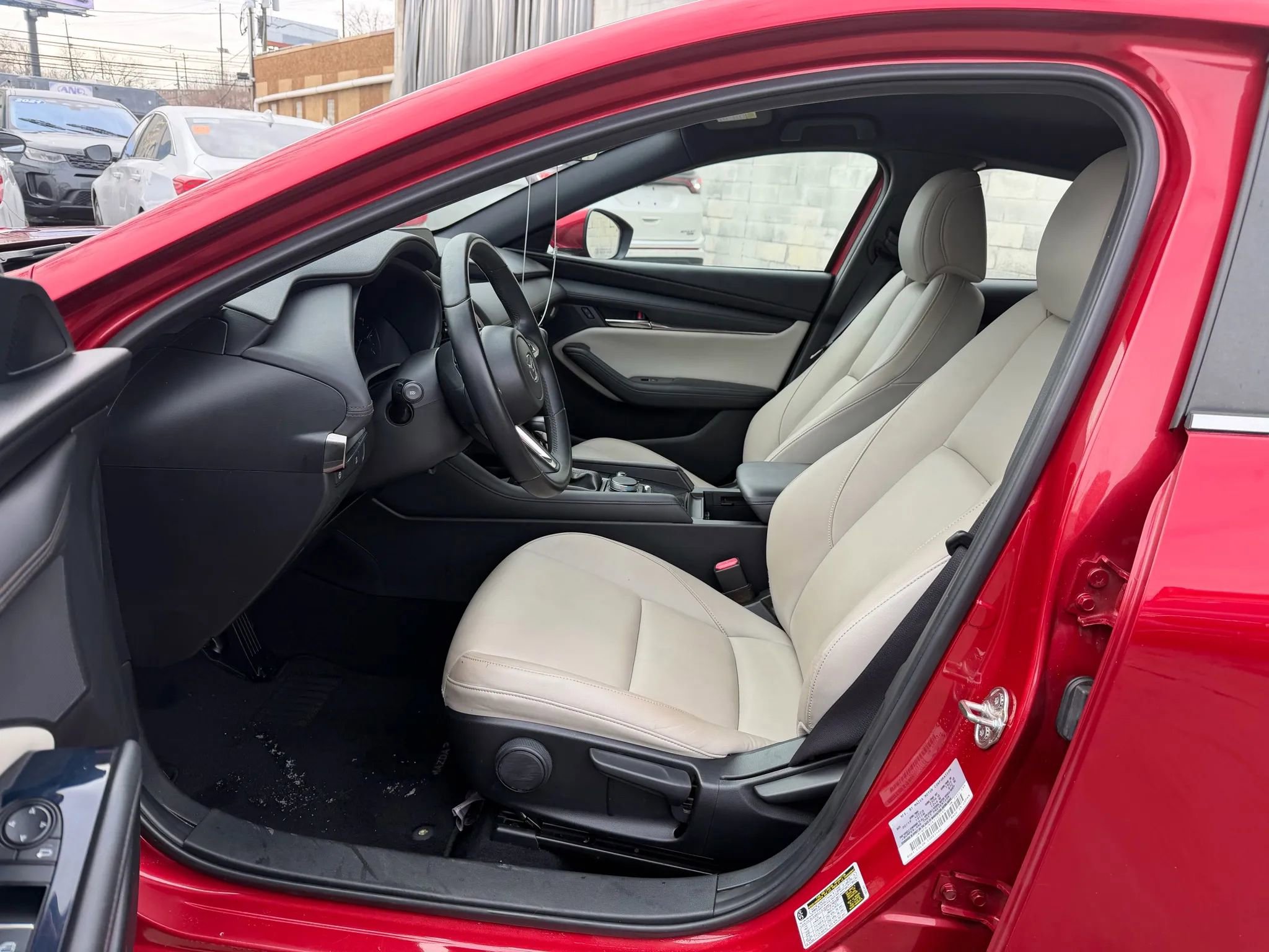 Used 2019 MAZDA MAZDA3 Hatchback 4D image 25