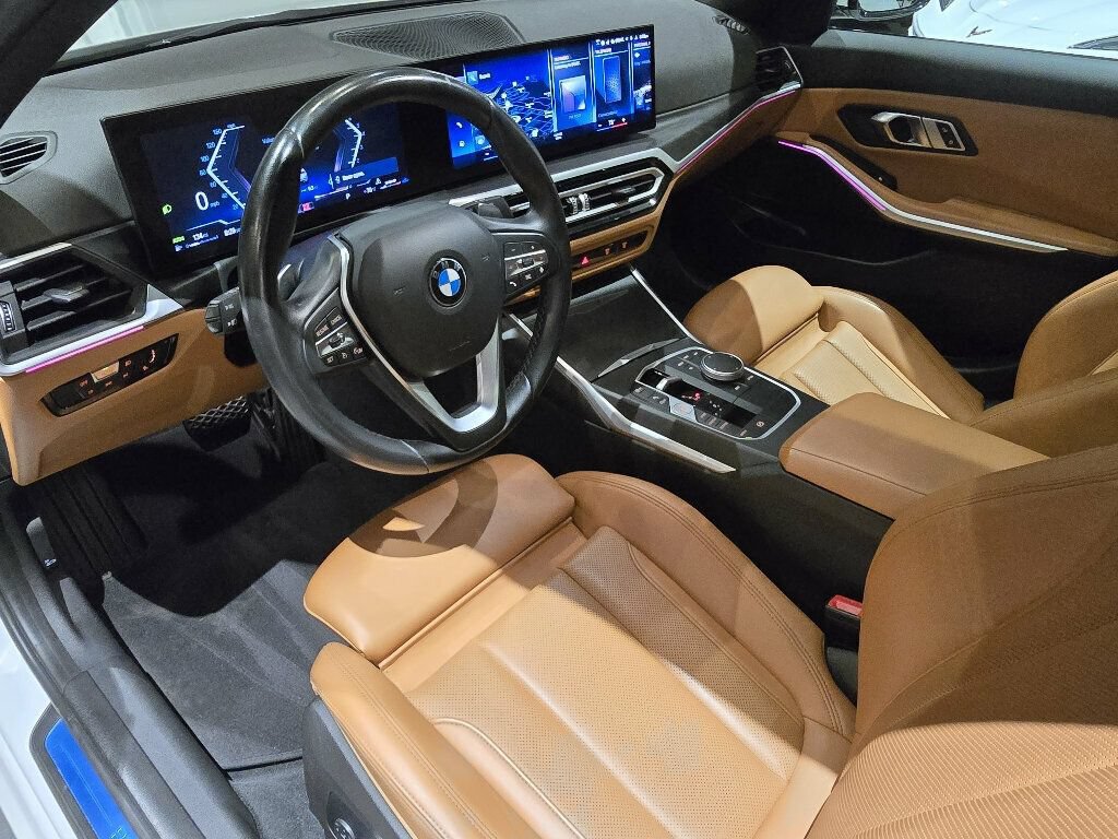 Used 2023 BMW 330i Sedan w/ Convenience Package RWD image 9