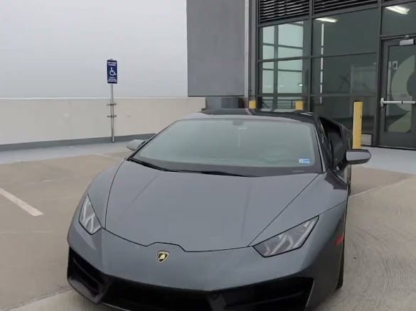 Used 2017 Lamborghini Huracan LP 580-2 RWD image 5