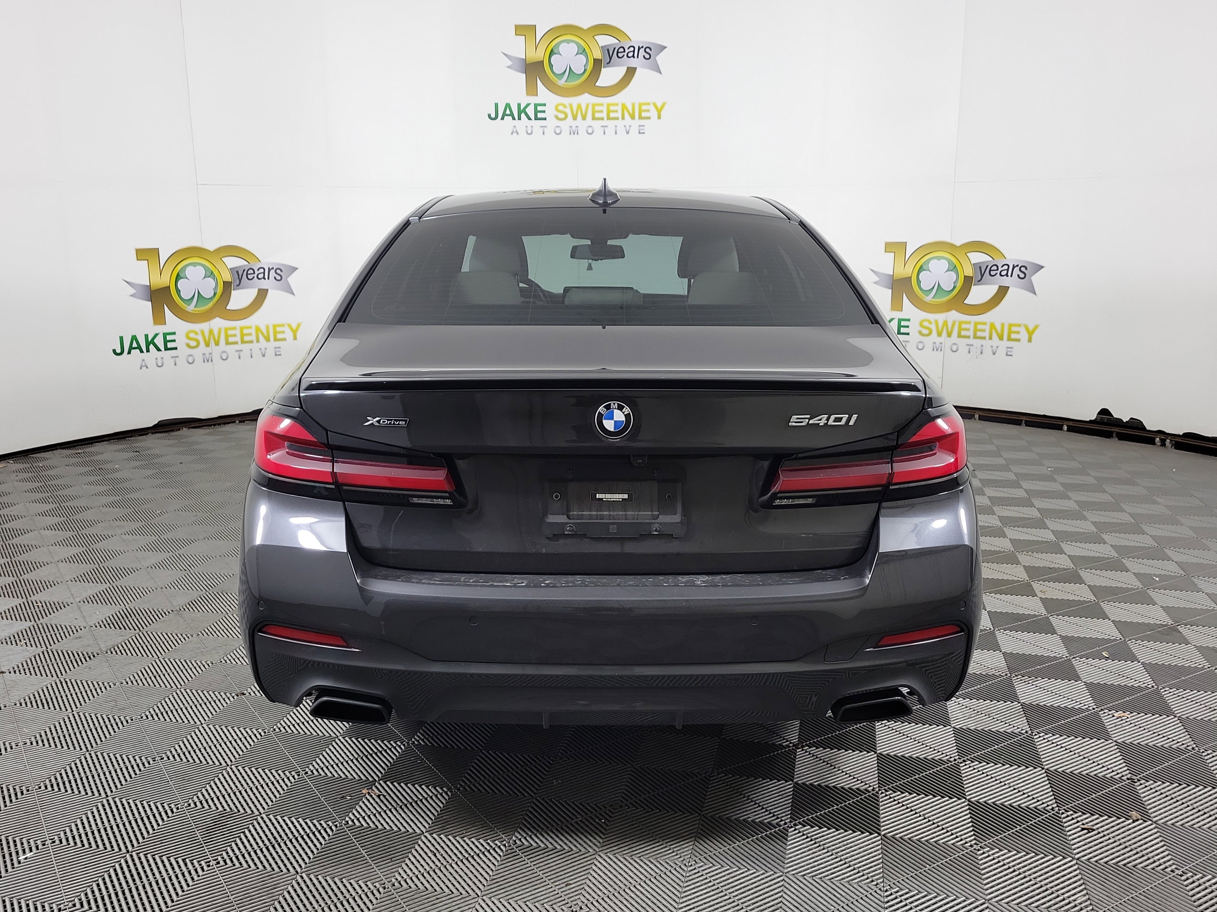Certified 2023 BMW 540i xDrive w/ M Sport Package image 3