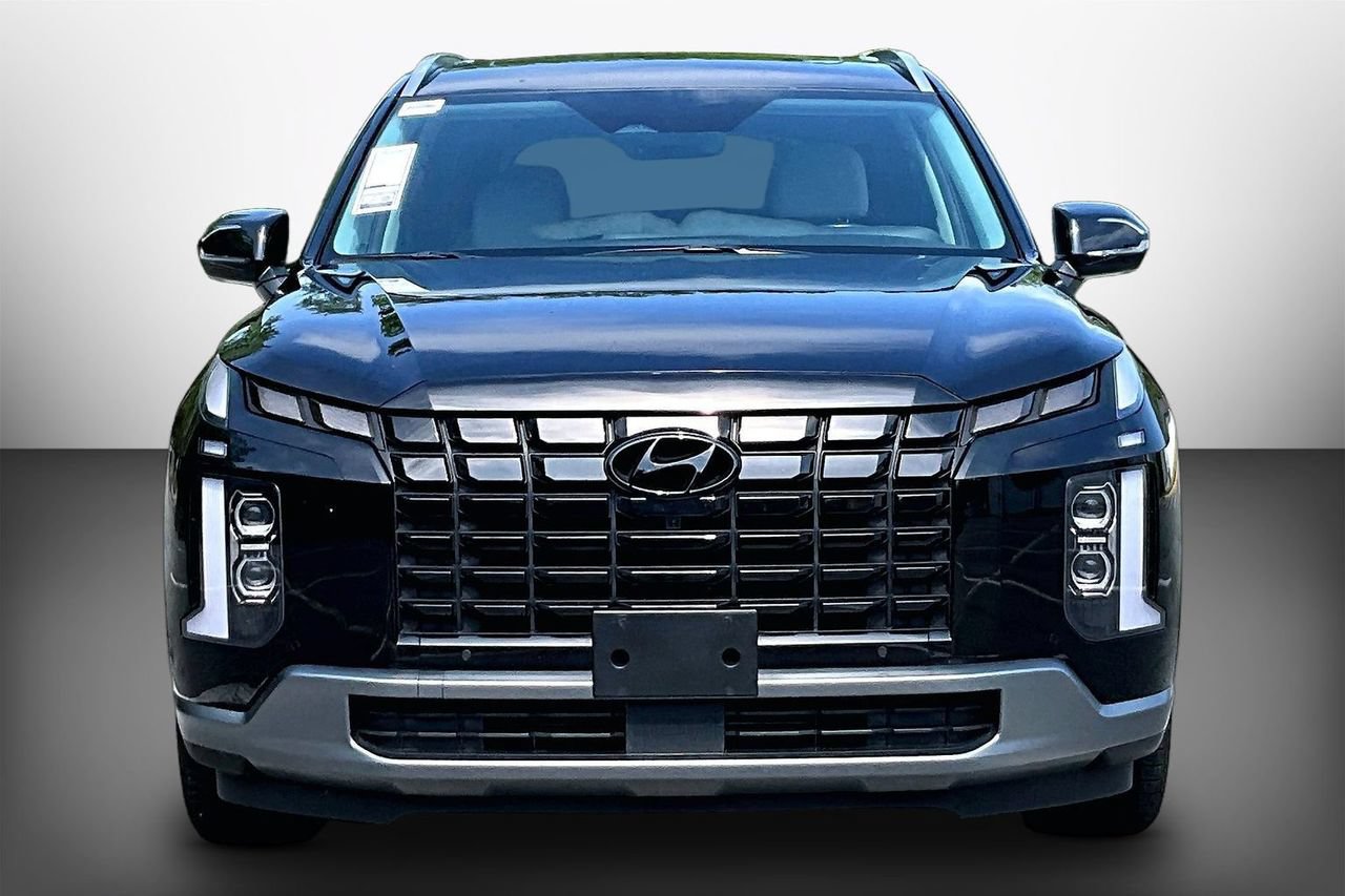 Used 2024 Hyundai Palisade SEL w/ Premium Package AWD/4WD image 3