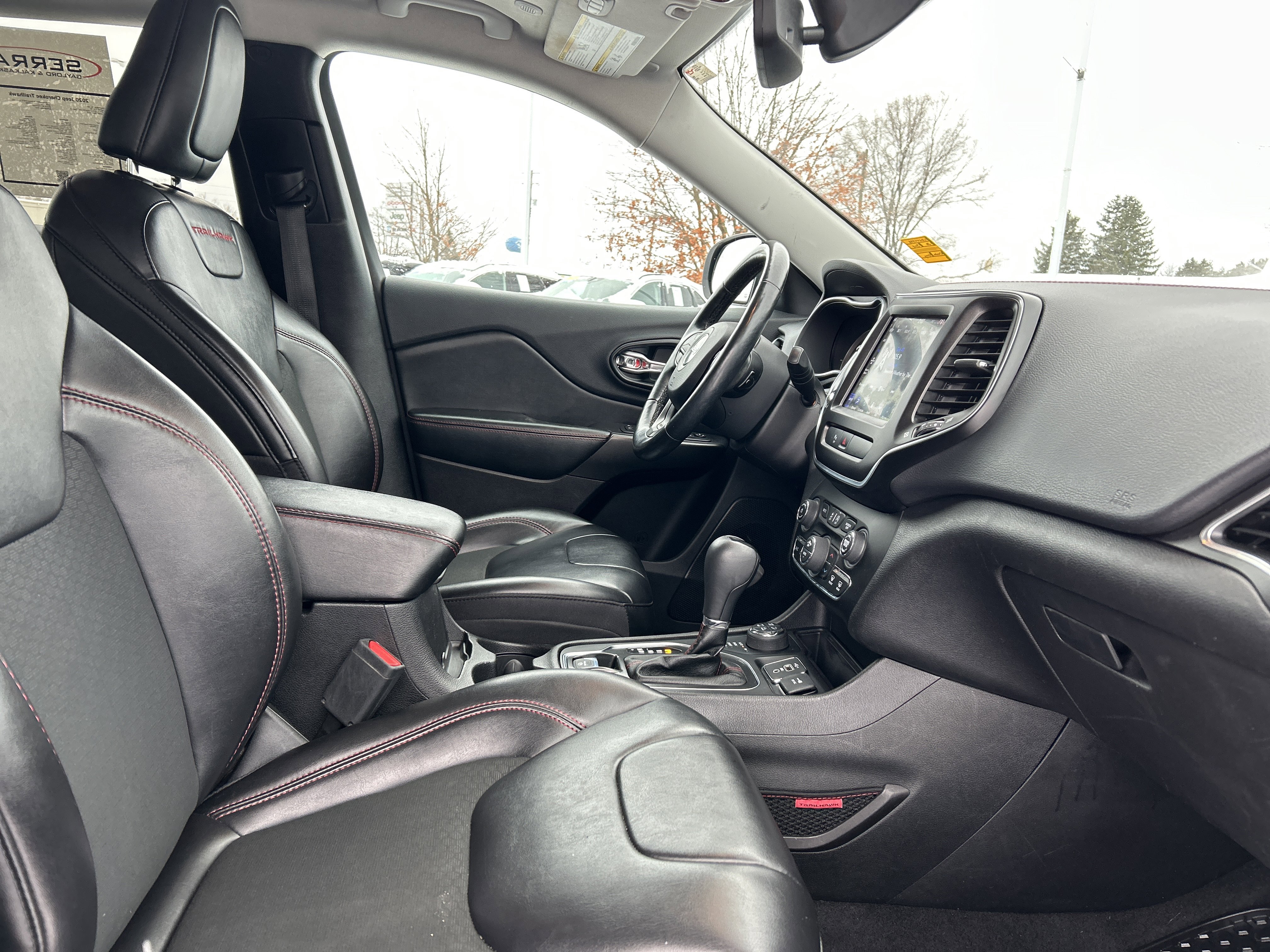 Used 2020 Jeep Cherokee Trailhawk w/ Comfort & Convenience Group image 10