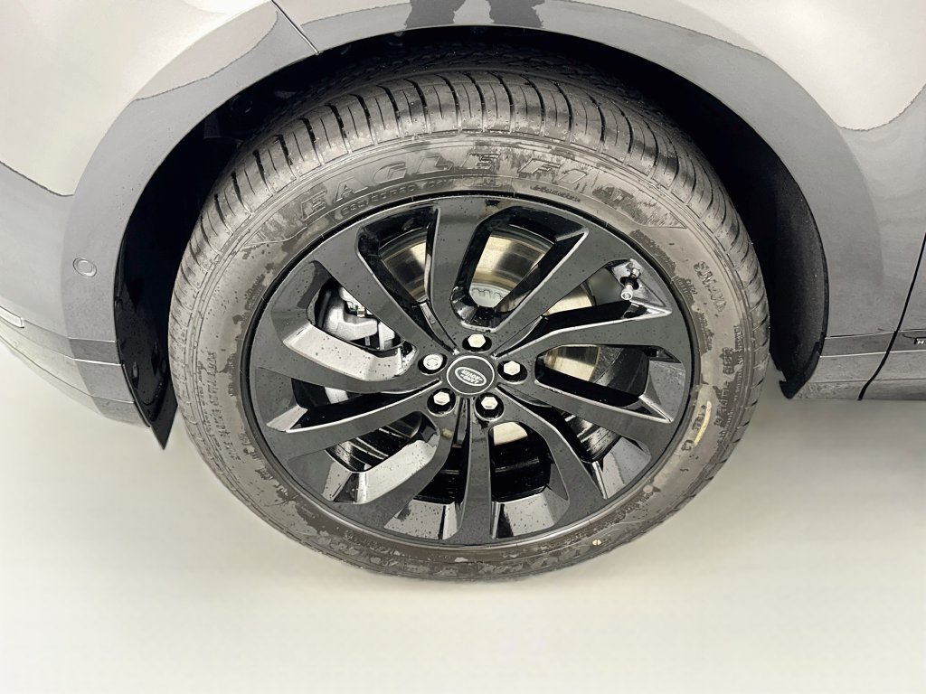 New 2026 Land Rover Range Rover Evoque Hoxton AWD/4WD image 32