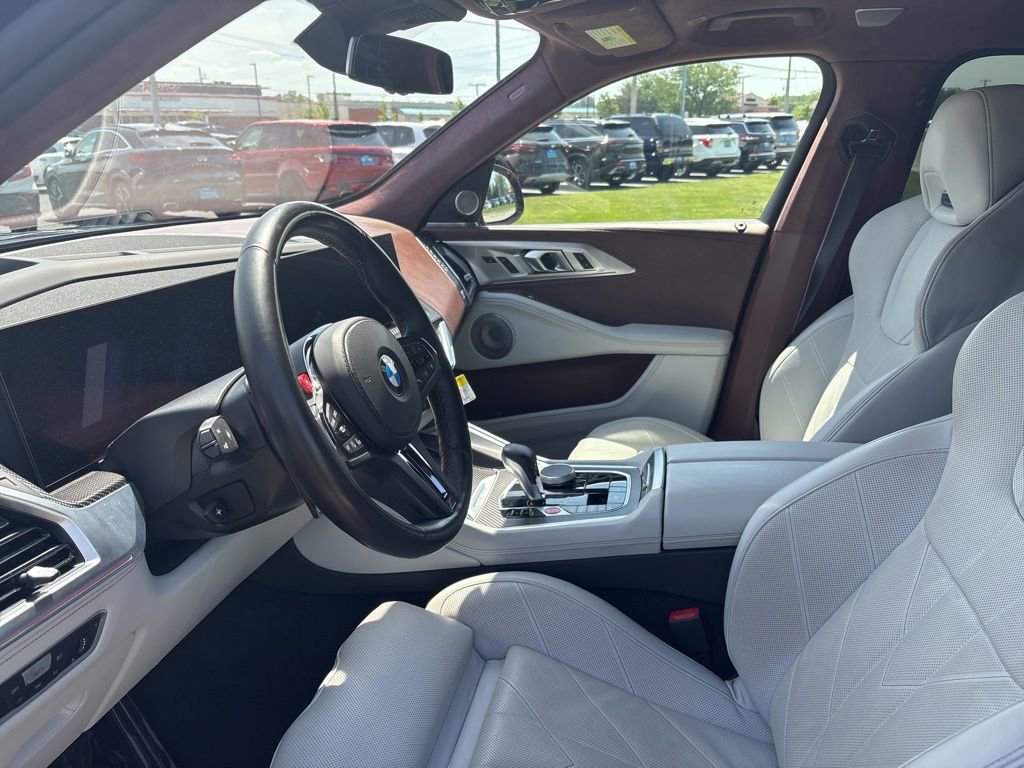 Certified 2023 BMW XM AWD/4WD image 5