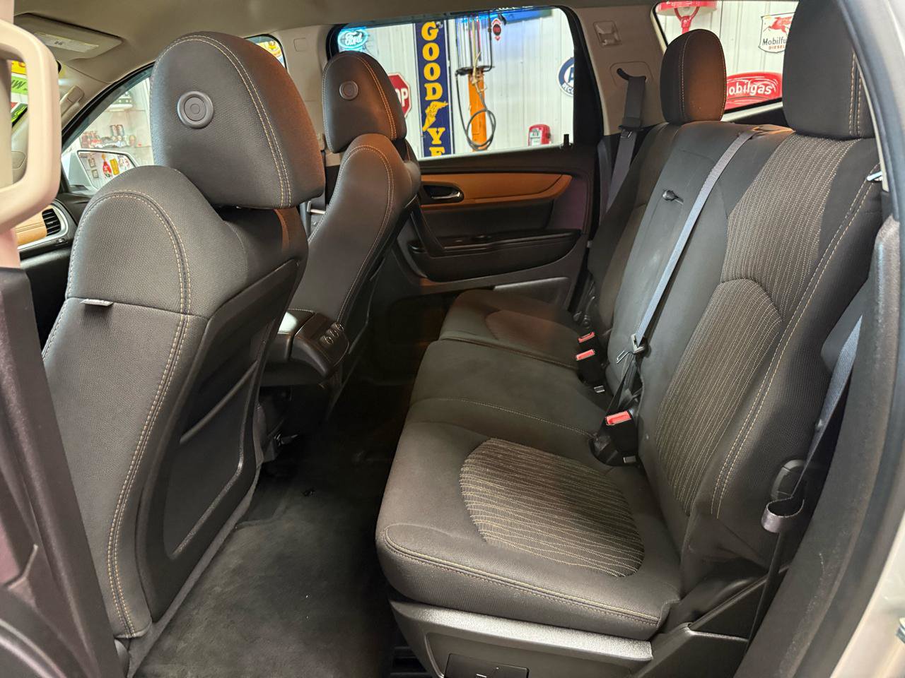 Used 2014 Chevrolet Traverse LT AWD/4WD image 18