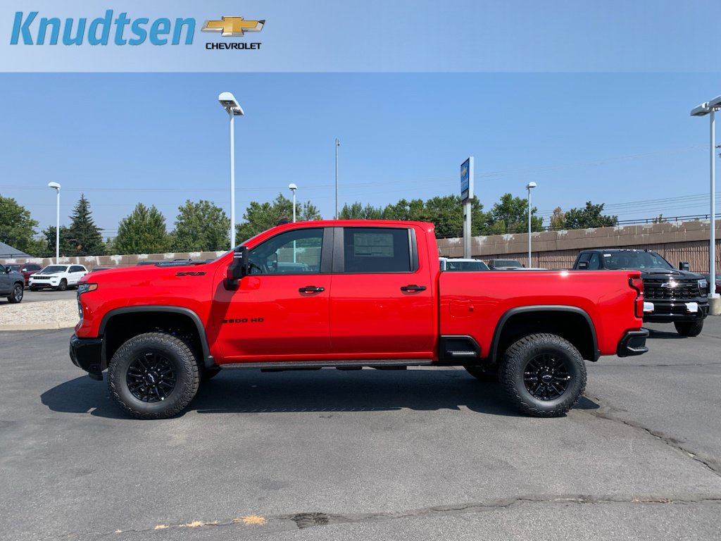 New 2026 Chevrolet Silverado 2500 ZR2 w/ LPO, Dark Essentials Package AWD/4WD image 4