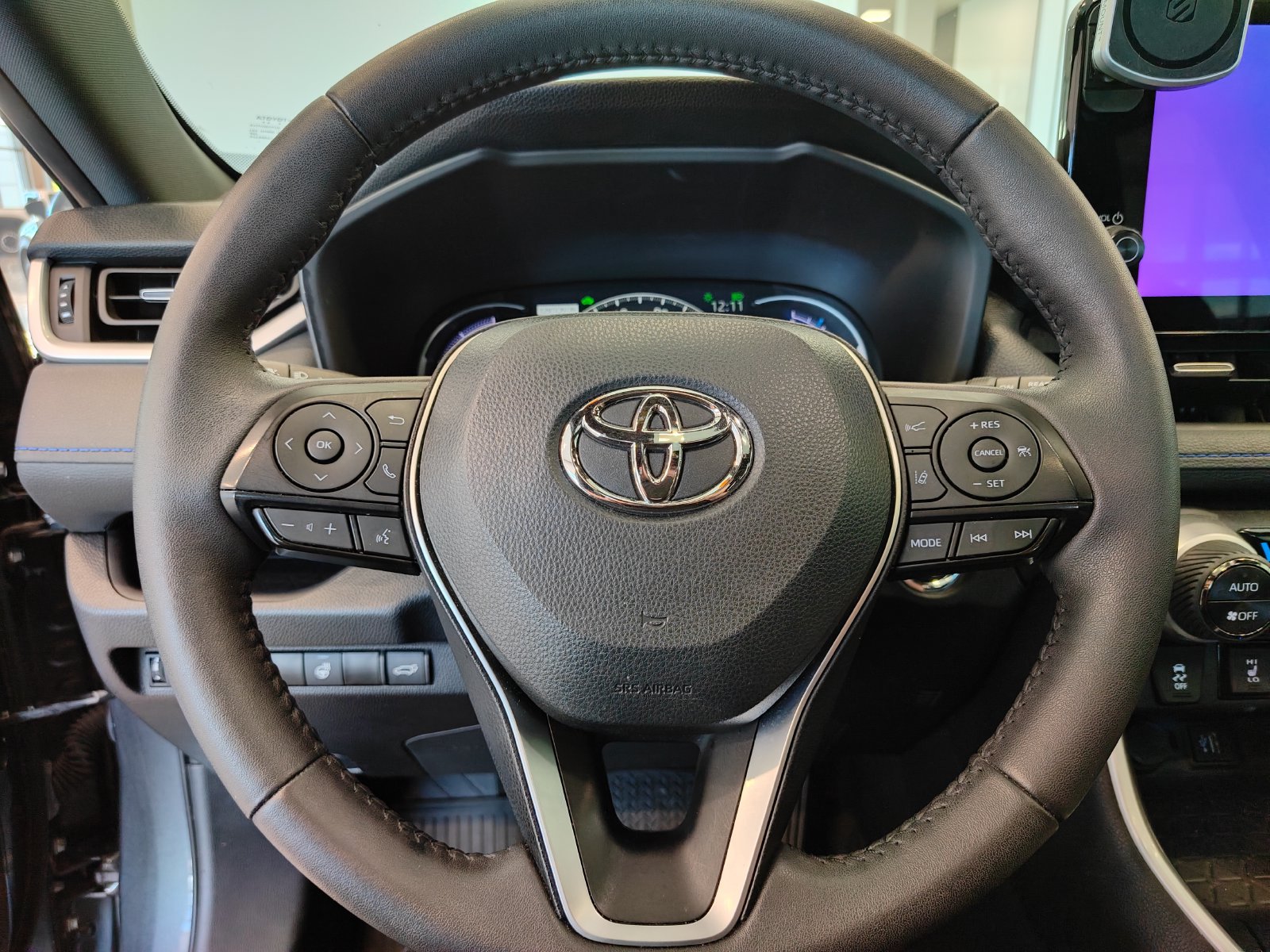 Used 2024 Toyota RAV4 XSE w/ Weather Package AWD/4WD image 13