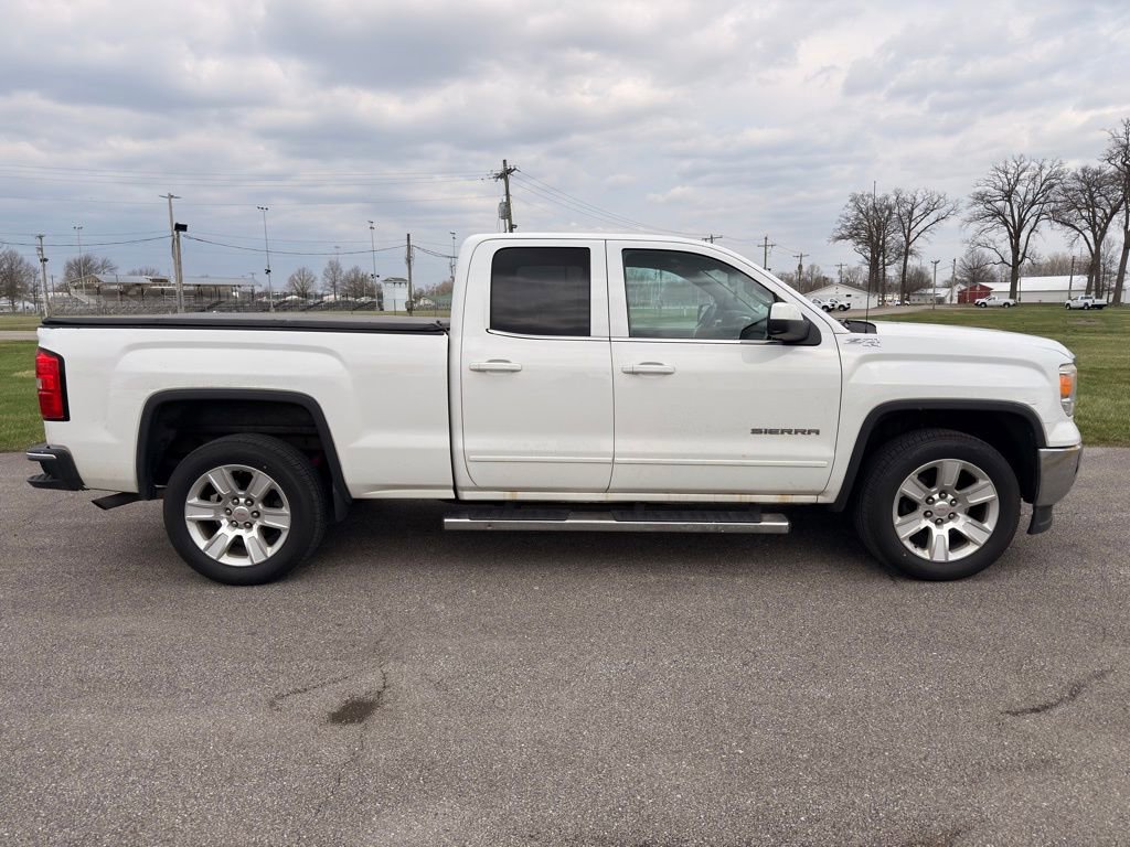 Used 2015 GMC Sierra 1500 SLE w/ SLE Value Package image 4