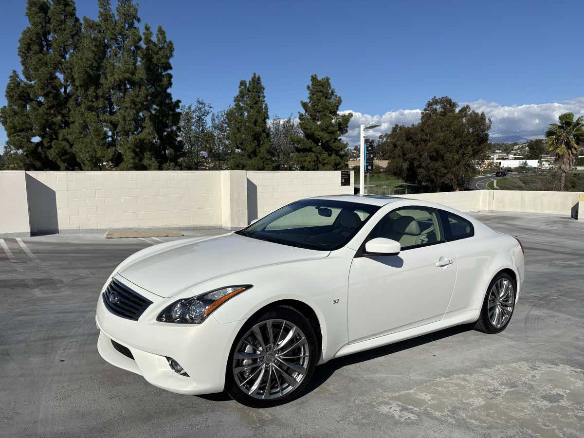 Used 2014 INFINITI Q60 Journey w/ Premium Package image 7