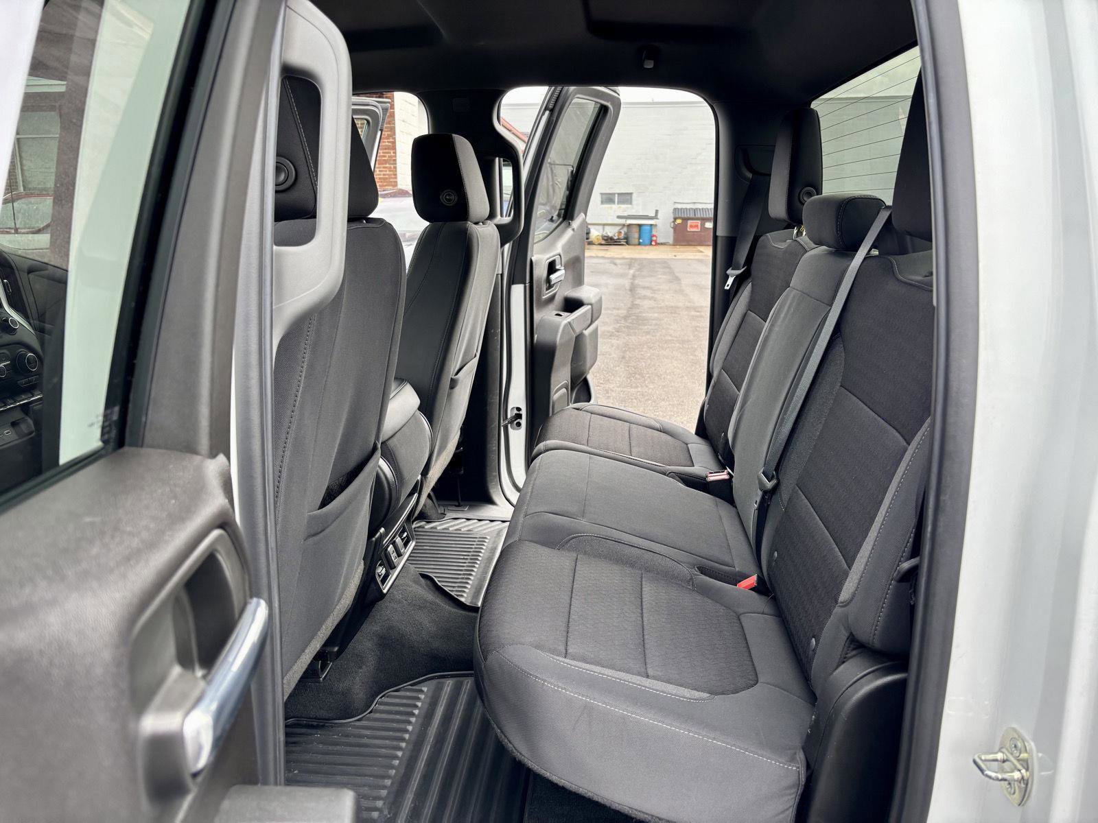 Used 2020 Chevrolet Silverado 1500 LT w/ Convenience Package image 14