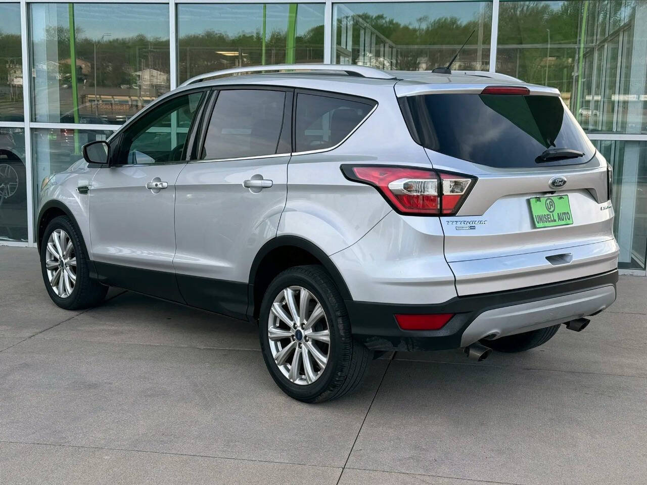 Used 2017 Ford Escape Titanium FWD image 5