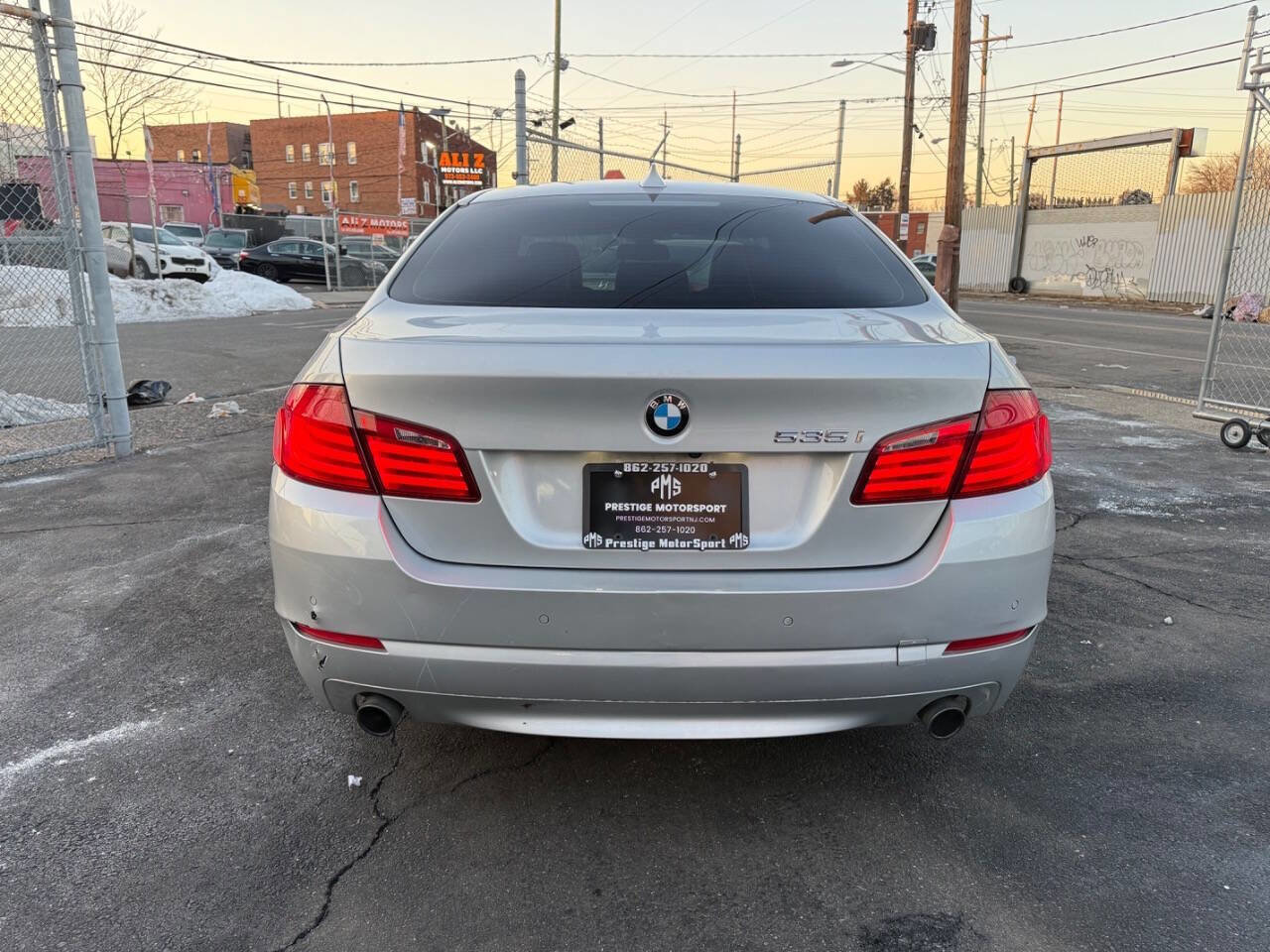 Used 2012 BMW 535i xDrive Sedan image 4
