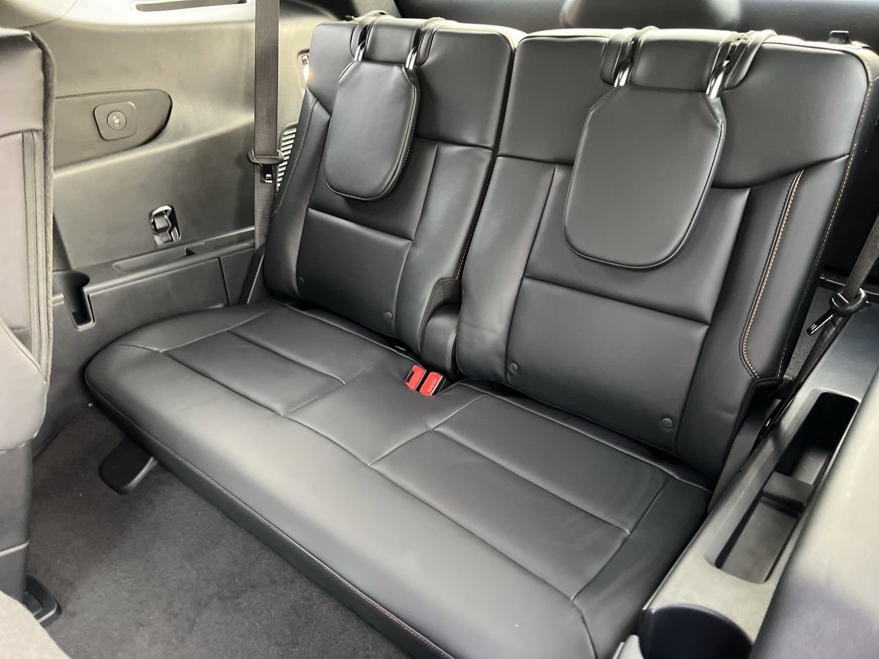 New 2026 Ford Explorer Tremor w/ Tremor Ultimate Package AWD/4WD image 23