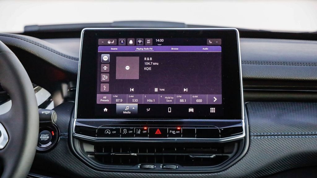 New 2026 Jeep Compass Limited image 15