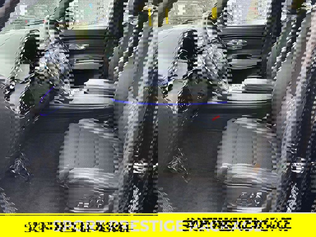 Used 2024 Genesis GV70 2.5T w/ Sport Prestige Package image 9