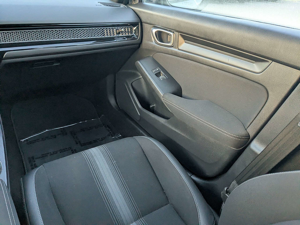 Used 2023 Honda Civic Sport image 17