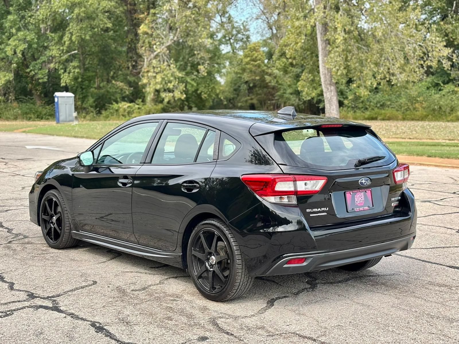 Used 2017 Subaru Impreza 2.0i Sport AWD/4WD image 9