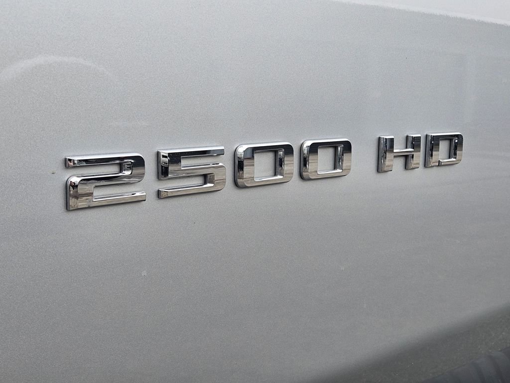 Used 2023 Chevrolet Silverado 2500 LTZ image 9