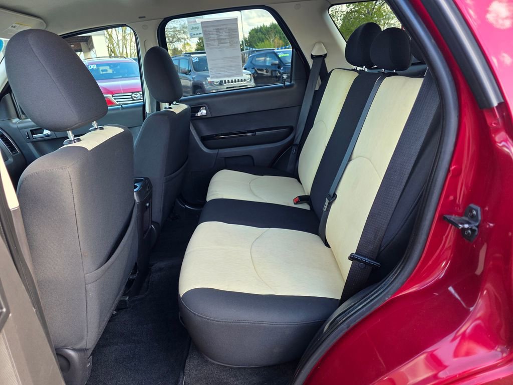 Used 2008 MAZDA Tribute i image 11