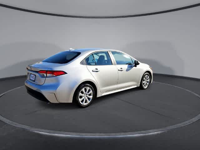 Used 2024 Toyota Corolla LE FWD image 8