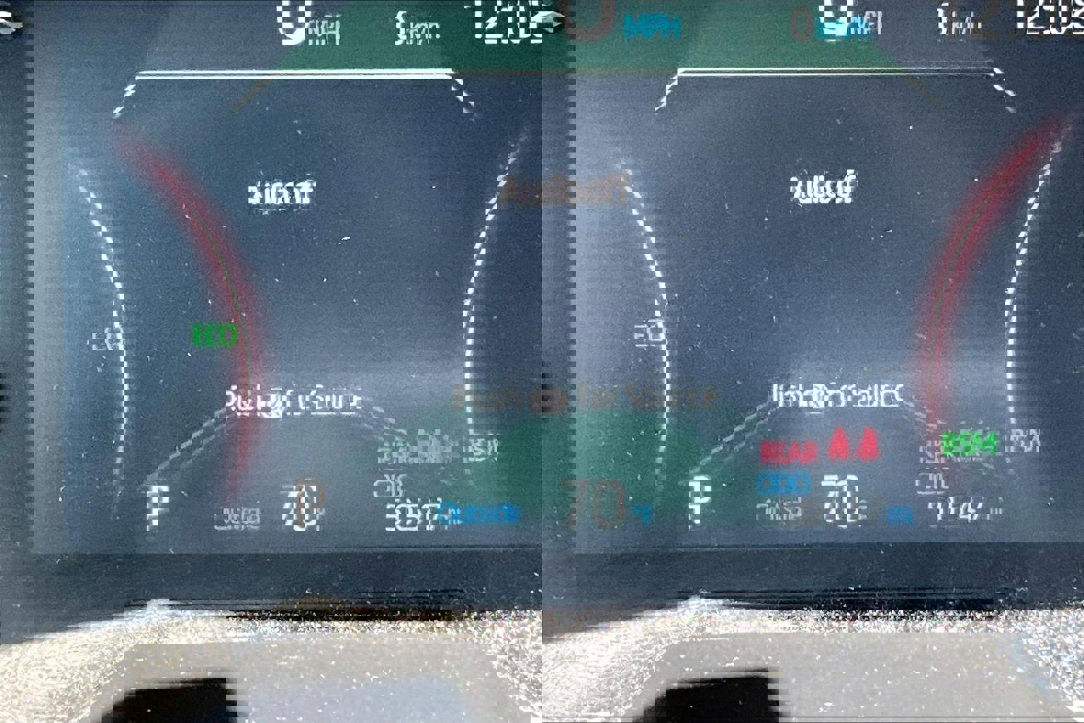 Used 2024 Toyota RAV4 XLE image 19