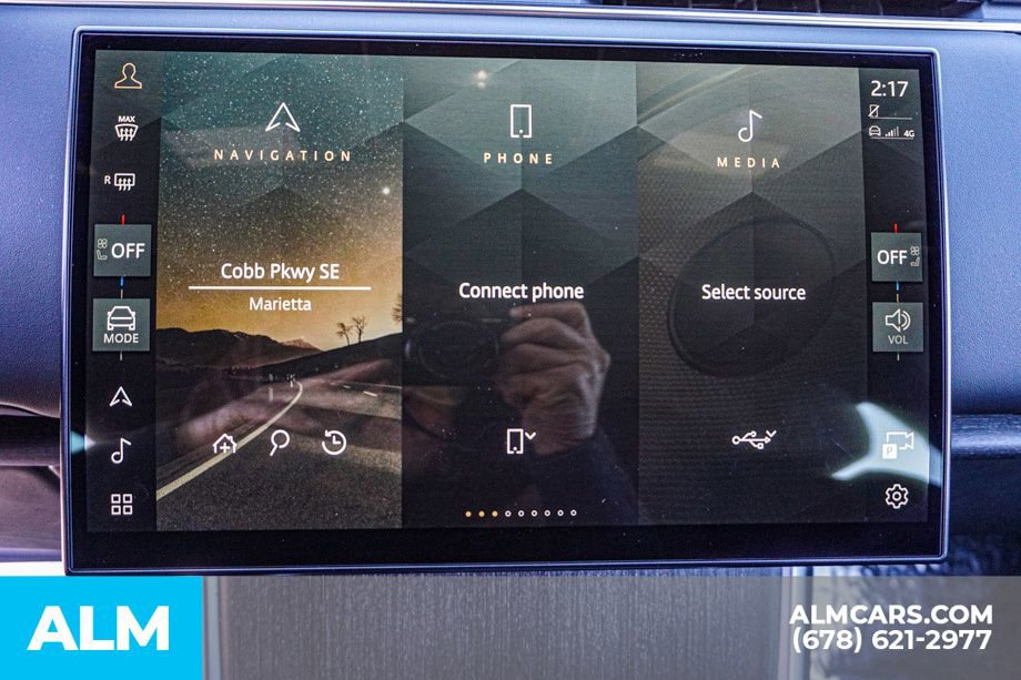 Used 2024 Land Rover Range Rover SE image 33