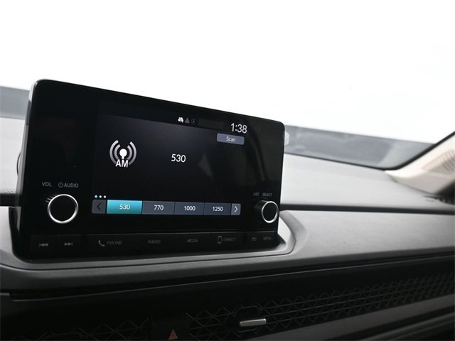 Used 2024 Honda Accord EX image 11