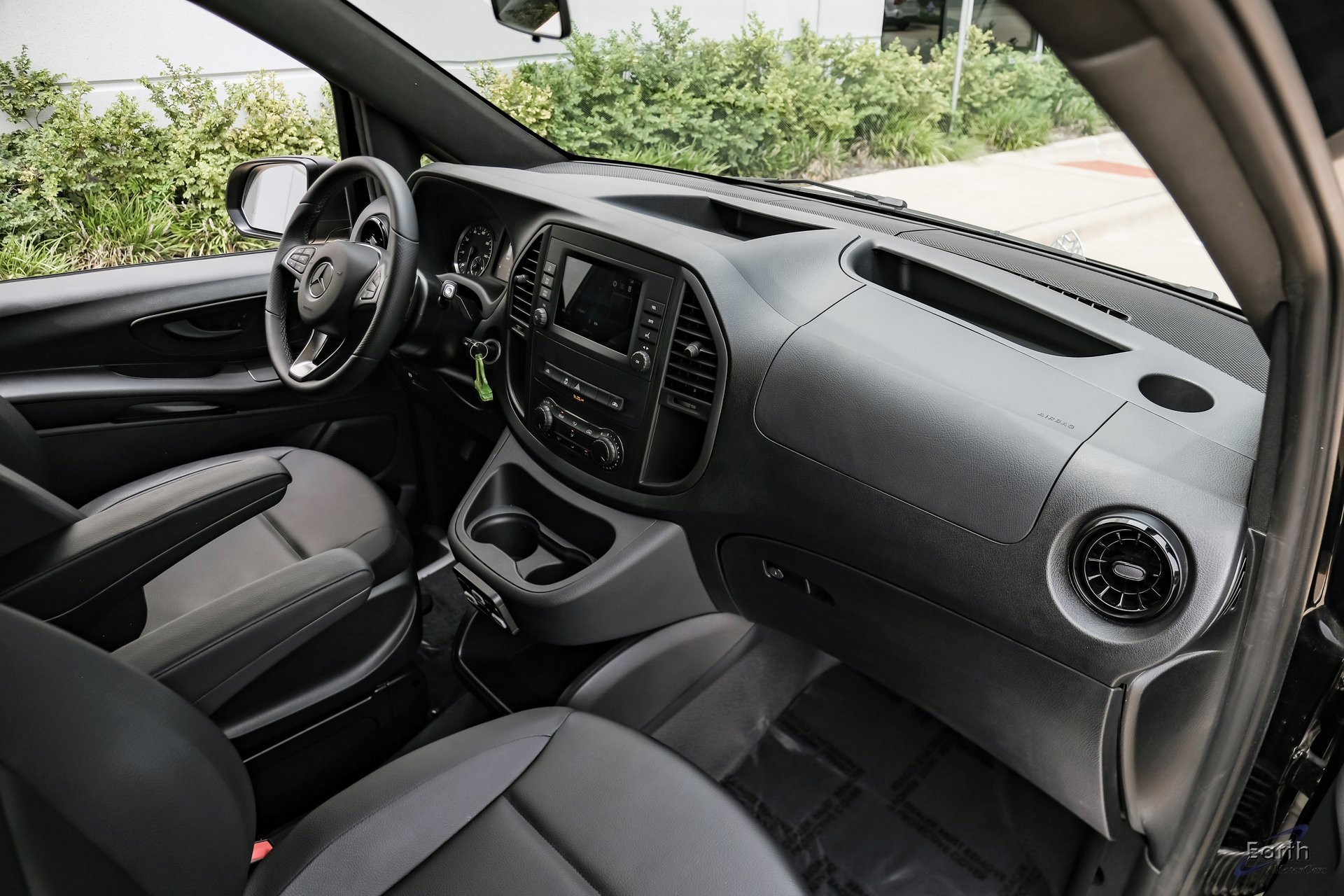 Used 2023 Mercedes-Benz Metris Passenger image 43