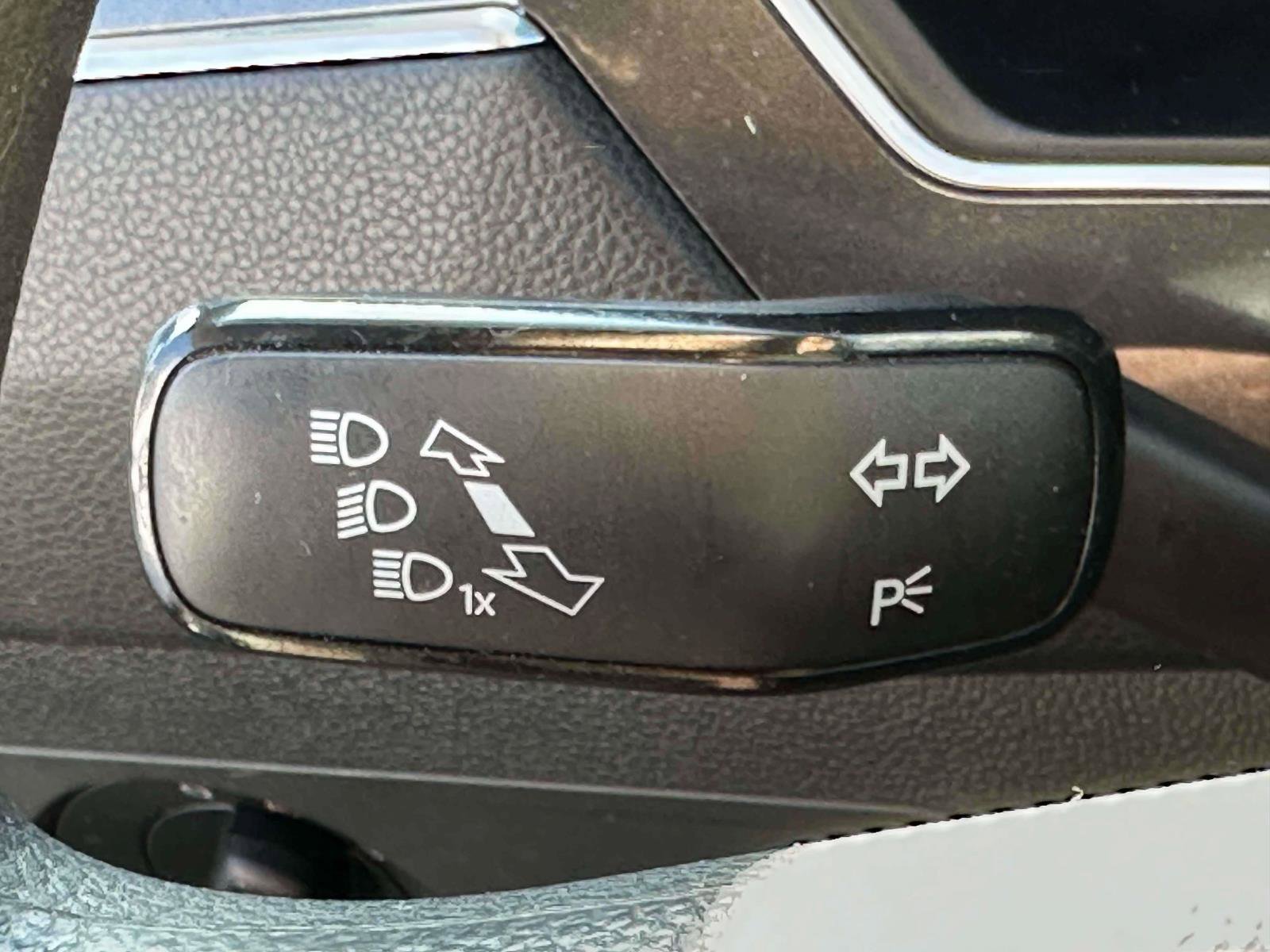 Certified 2023 Volkswagen Tiguan S image 21