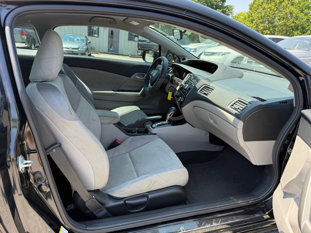 Used 2013 Honda Civic LX image 11