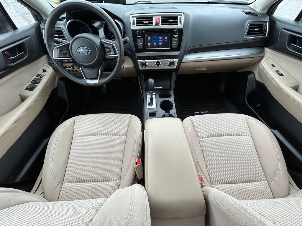 Used 2019 Subaru Outback 2.5i AWD/4WD image 11