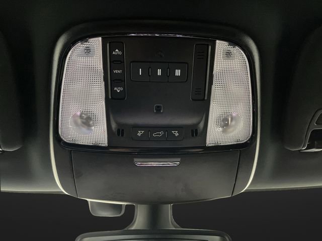 Used 2025 Dodge Durango R/T image 28